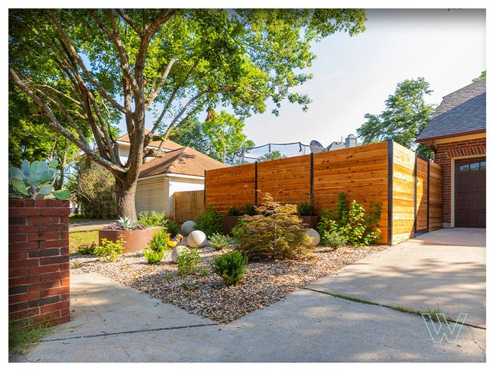 Wood Accent Landscaping Fence